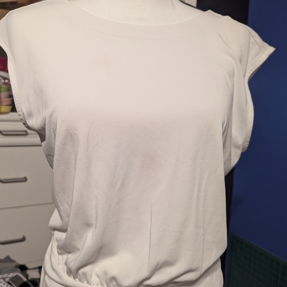 Banana Republic White Short Sleeve Tee